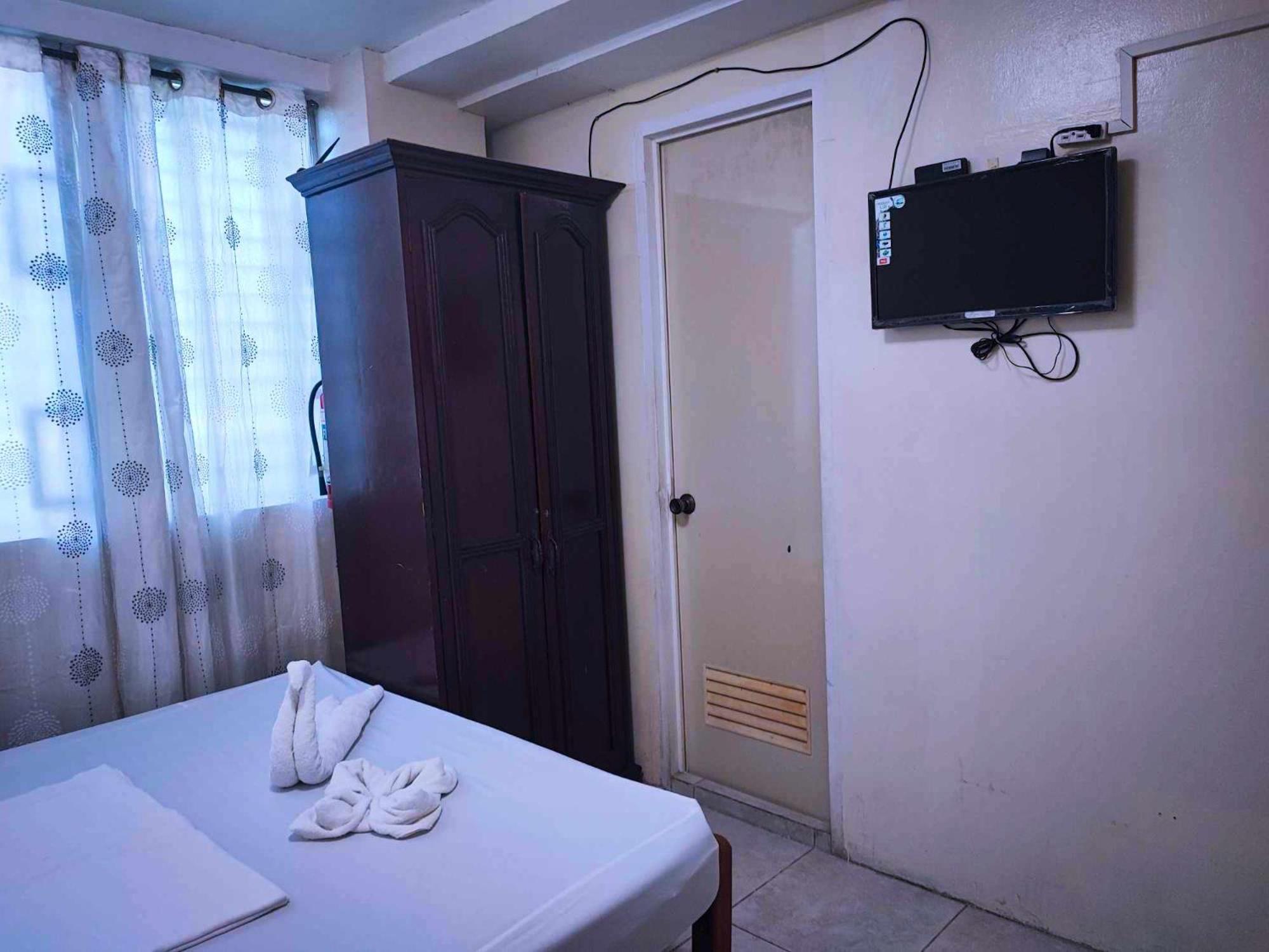 Goland Pension House & Dormitory By Sms Hospitality Cebú Exterior foto