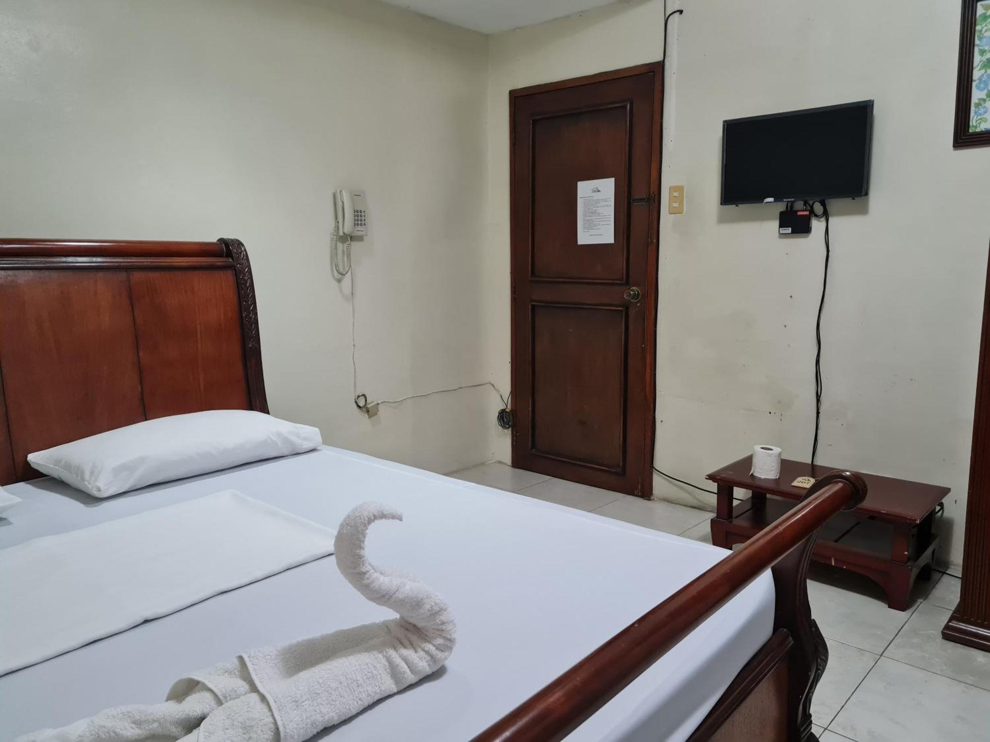Goland Pension House & Dormitory By Sms Hospitality Cebú Exterior foto